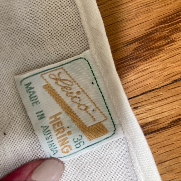 White Austrian Cotton Cropped Top - Picture 5 of 5